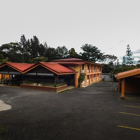 Hotel Amjeco San Isidro De El General Экстерьер фото