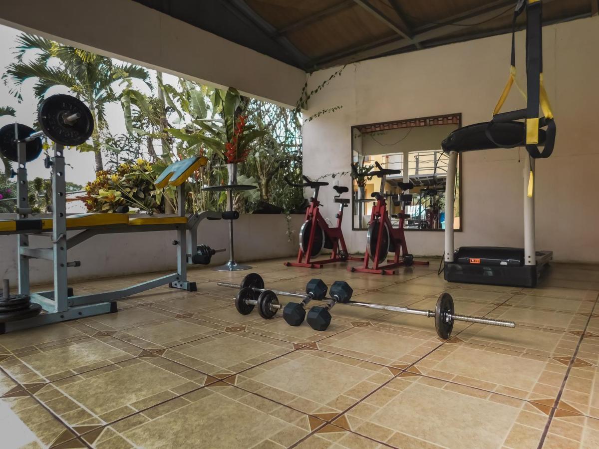 Hotel Amjeco San Isidro De El General Экстерьер фото